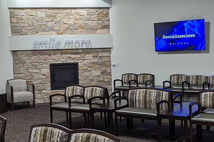Dental Associates Glendale reception waiting area.